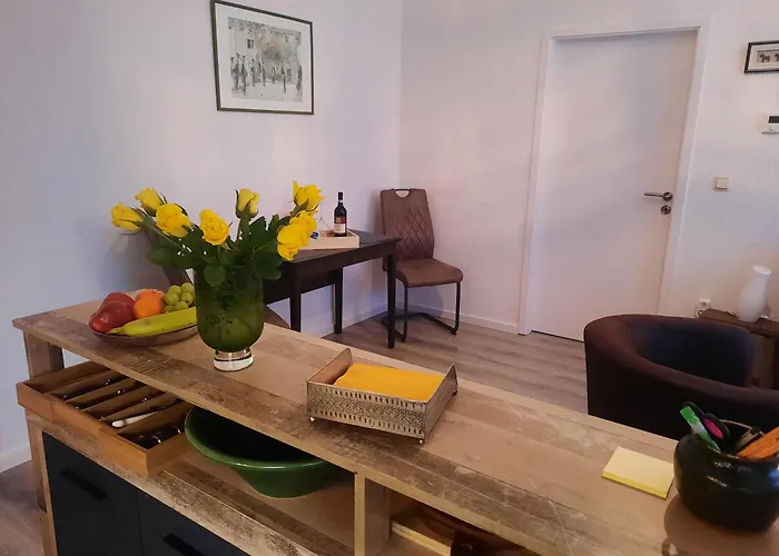 Gemuetliches Nest In Bester Koelner City-wohnlage Apartment Cologne